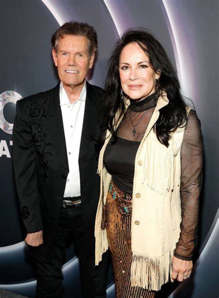 Randy Travis Is Not Gay As He Is Married To Wife Mary Davis – Here Is What You Need To Know About The American singer-songwriter
