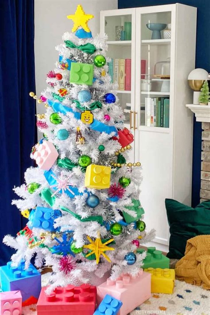 
Ray J Praises Estranged Wife Princess Love for Decorating Kids”’ Christmas Trees: ‘Just Amazing’ 