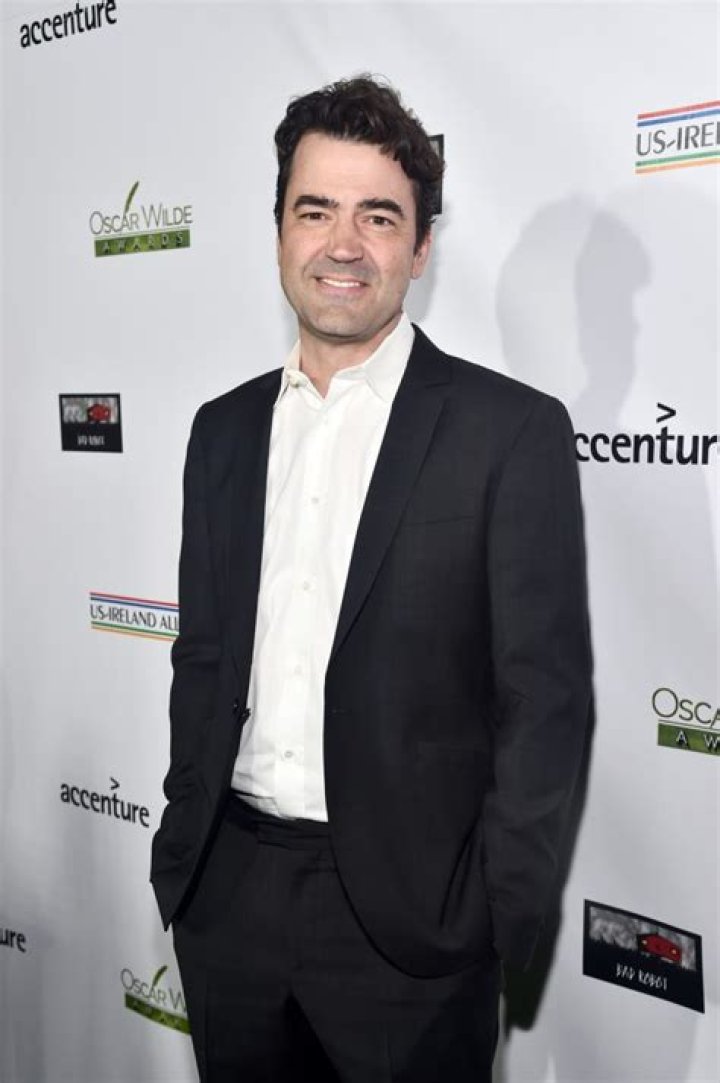 
Ray Livingston Height, Weight, Net Worth, Age, Birthday, Wikipedia, Who, Nationality, Biography 