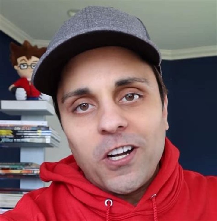 Ray William Johnson Height, Weight, Net Worth, Age, Birthday, Wikipedia, Who, Instagram, Biography