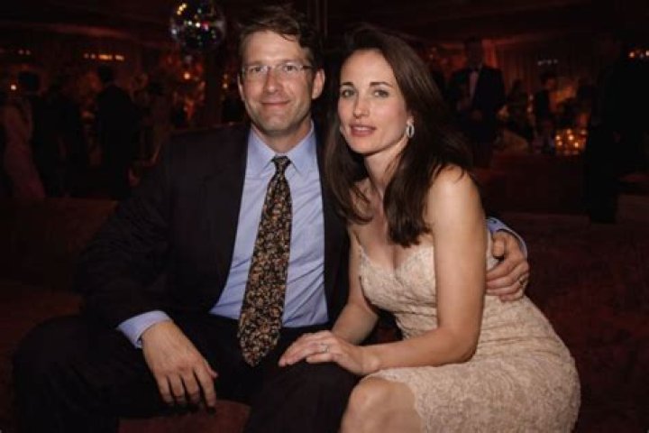 
Rhett Hartzog Wife: Is he Married? 