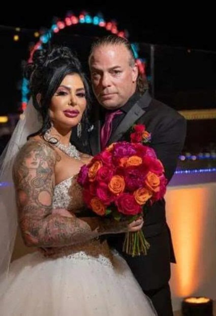 Rob Van Dam is Married to Wife: Katie Forbes. Kids.