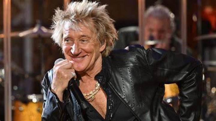 Rod Stewart Height, Weight, Net Worth, Age, Birthday, Wikipedia, Who, Nationality, Biography