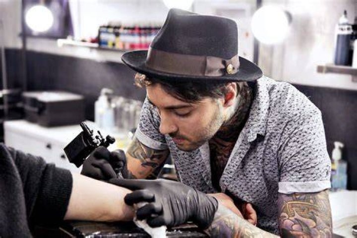 
Romeo Lacoste’s Biography: Tattoo, Scandal, Age, Net Worth 