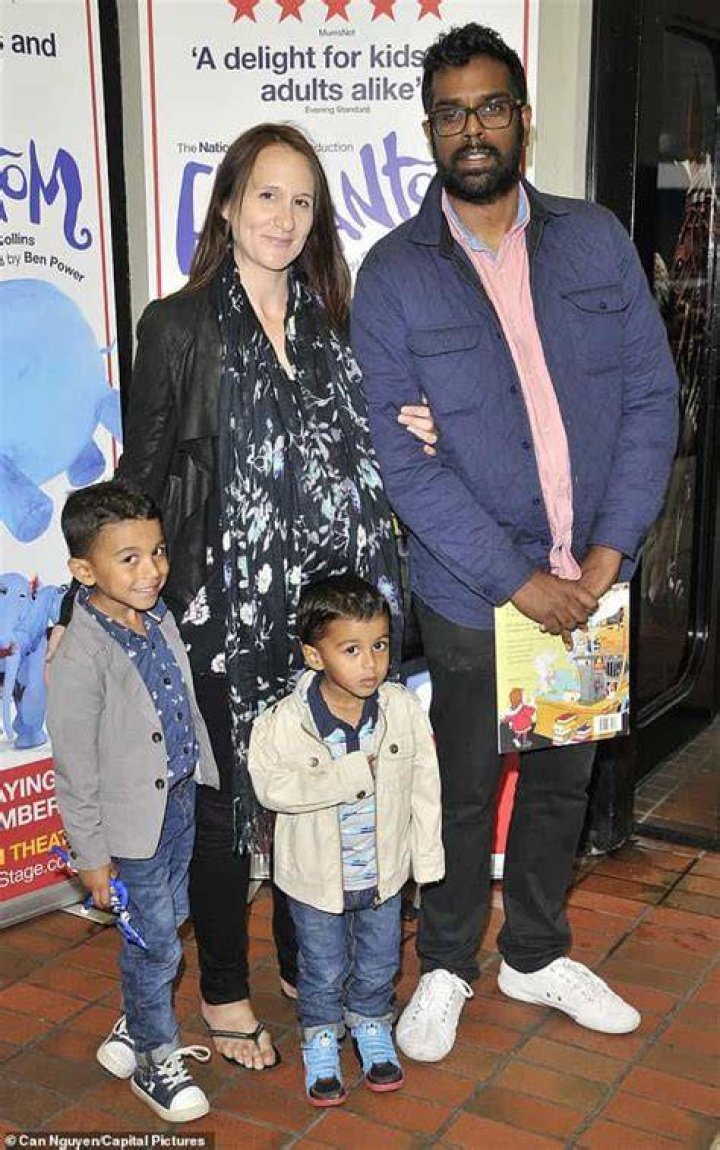
Romesh Ranganathan is Married to Wife: Leesa Ranganathan. 