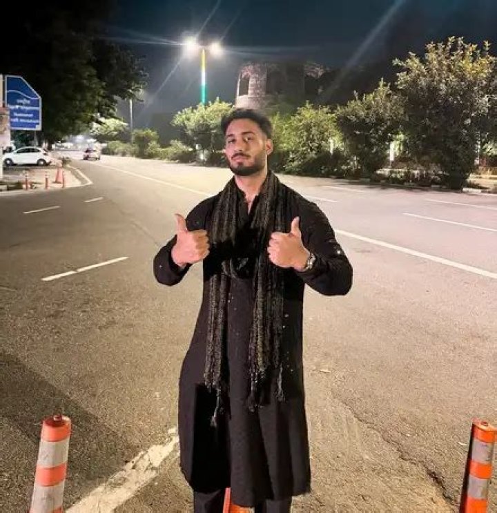 Romil Chaudhary Height, Weight, Net Worth, Age, Birthday, Wikipedia, Who, Instagram, Biography