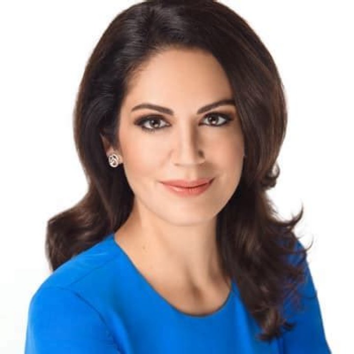 
Rudabeh Shahbazi Height, Weight, Net Worth, Age, Wiki, Who, Instagram, Biography 