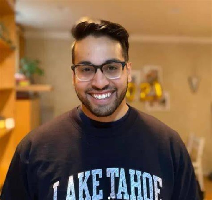Saagar Enjeti Height, Weight, Net Worth, Age, Birthday, Wikipedia, Who, Instagram, Biography