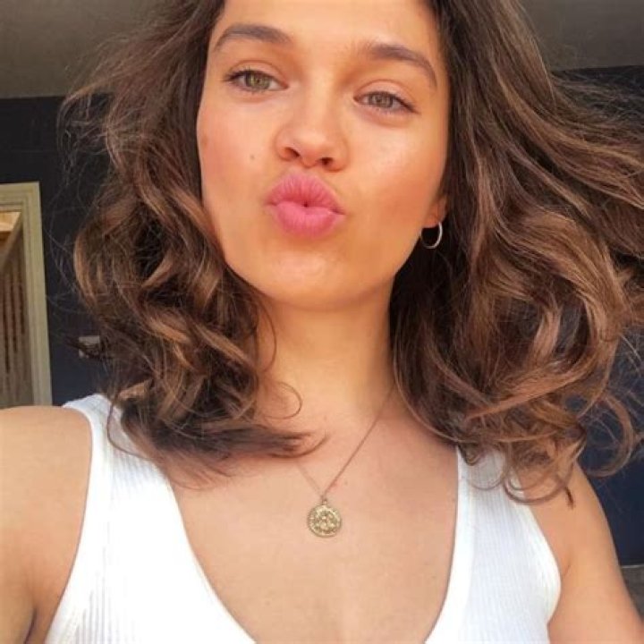 Sabrina Bartlett Height, Weight, Net Worth, Age, Birthday, Wikipedia, Who, Instagram, Biography