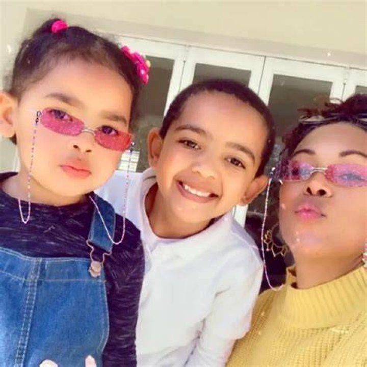 Schelaine Bennett Height, Weight, Net Worth, Age, Birthday, Wikipedia, Who, Instagram, Biography