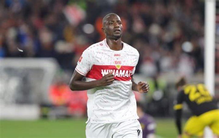 
Serhou Guirassy Height, Weight, Net Worth, Age, Birthday, Wikipedia, Who, Nationality, Biography 