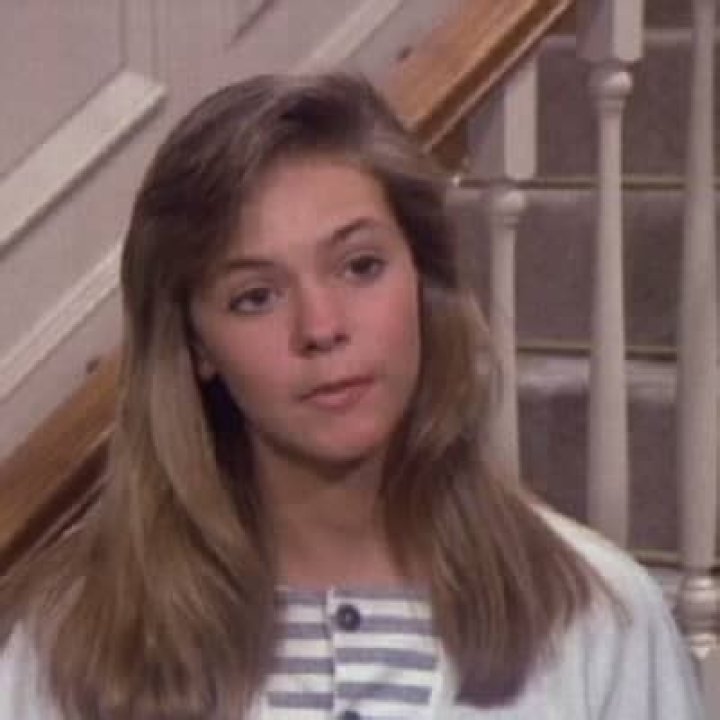 Shalane McCall Height, Weight, Net Worth, Age, Birthday, Wikipedia, Who, Nationality, Biography
