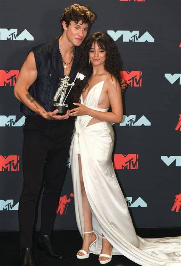 Shawn Mendes Height, Age, Girlfriend, Biography, Wiki, Net Worth