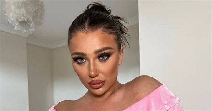 
Shore Bethan Kershaw Height, Weight, Net Worth, Age, Birthday, Wikipedia, Who, Nationality, Biography 