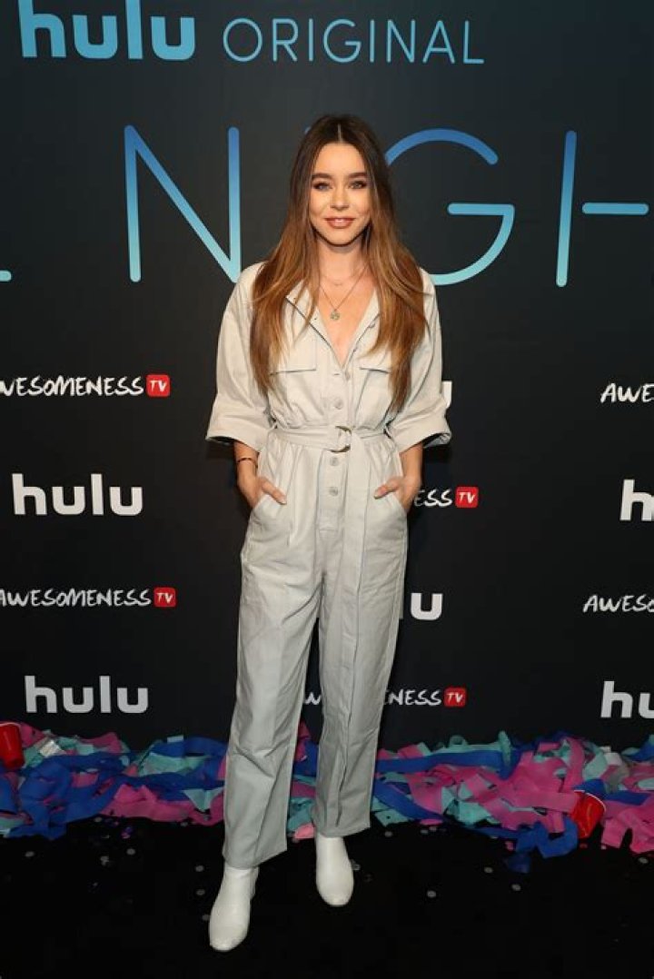 Sierra Furtado Height, Weight, Net Worth, Age, Birthday, Wikipedia, Who, Instagram, Biography