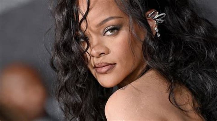 
Singer Tems Achieves A Bigger Milestone As She Writes Song For American Famous Singer, Rihanna 