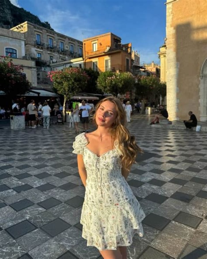 Skylar Brandt Height, Weight, Net Worth, Age, Birthday, Wikipedia, Who, Nationality, Biography