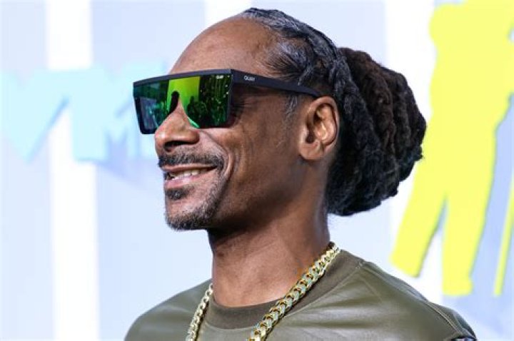 
Snoop Dogg’s Net Worth: How Much Money Does the Rapper have? 