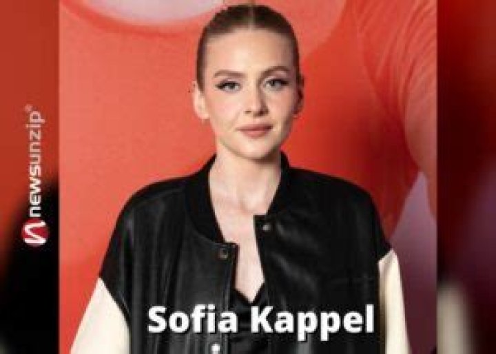 
Sofia Kappel Height, Weight, Net Worth, Age, Birthday, Wikipedia, Who, Instagram, Biography 