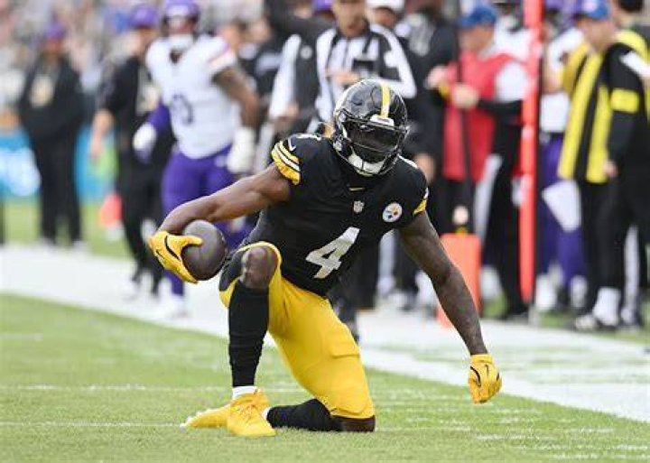 
Steelers Wide Receiver Emmanuel Sanders Has Retires From NFL After 12 Years Career 