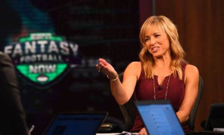 
Stephania Bell (ESPN) Wiki Bio, Affairs, Injury, Salary, Husband 
