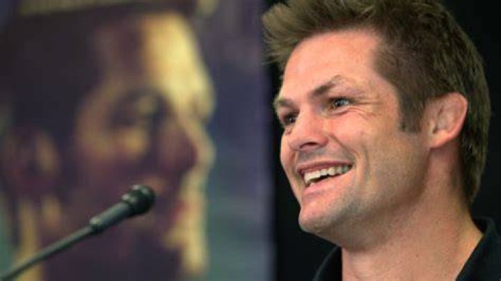 
Steve Braunias Age, Birthday, Wikipedia, Who, Nationality, Biography 