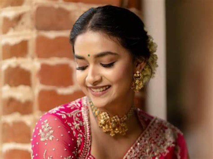 
Subi Suresh Height, Weight, Net Worth, Age, Birthday, Wikipedia, Who, Instagram, Biography 