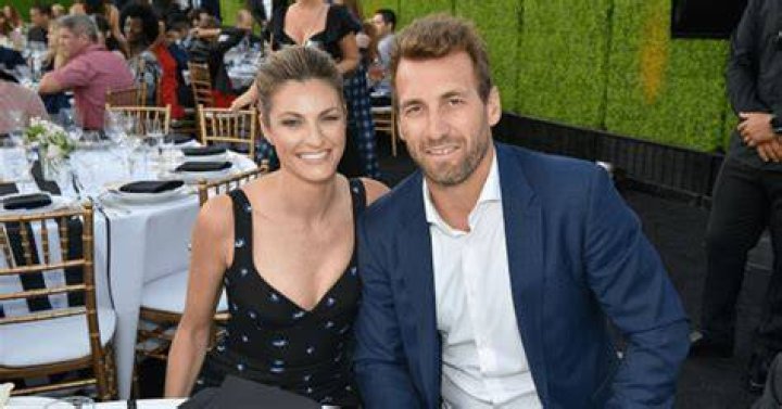 
Super Bowl LVII: Who is Erin Andrews’ husband? Sports presenter found love during 2012 World Series 