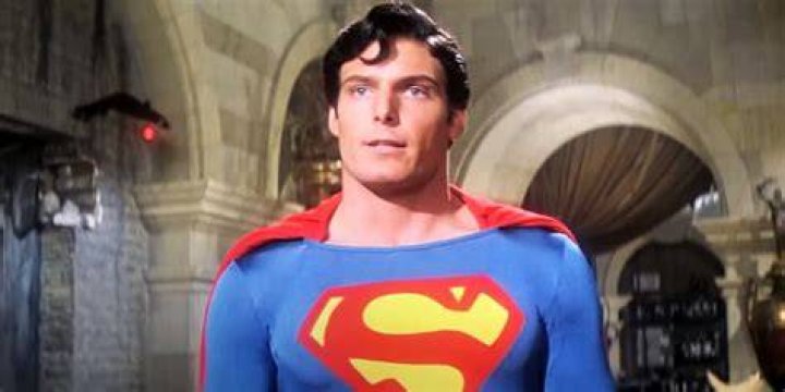 
‘Superman’ Costume Worn by Christopher Reeve in Original Movie Nets Over $350,000 at Auction 