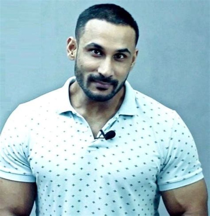 Tarun Gill Height, Weight, Net Worth, Age, Birthday, Wikipedia, Who, Instagram, Biography