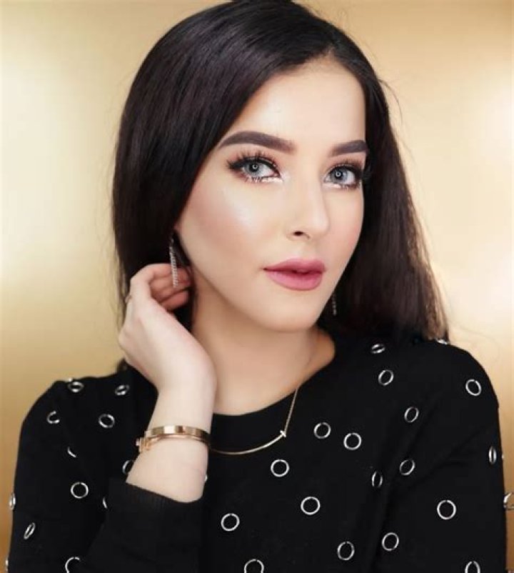 
Tasya Farasya Height, Weight, Net Worth, Age, Birthday, Wikipedia, Who, Nationality, Biography 
