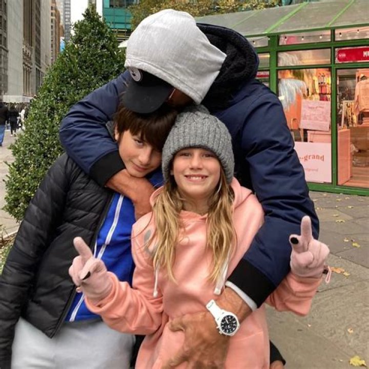 
Tom Brady Celebrates Daughter Vivian’s 10th Birthday with Sweet Photo: ‘We Adore You’ 