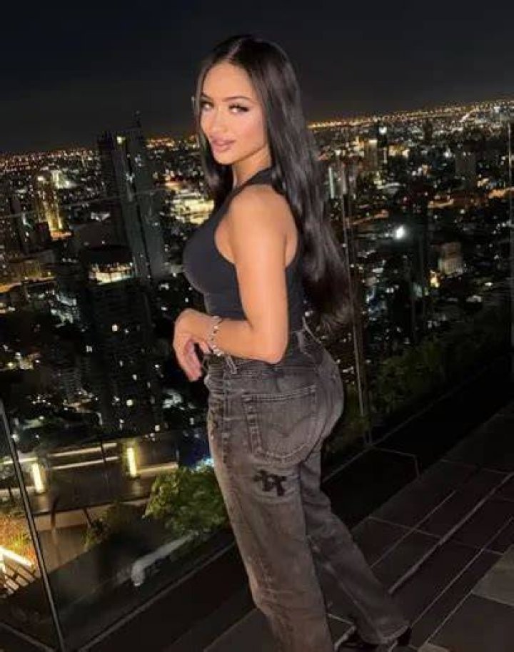 Tori Brixx Height, Weight, Net Worth, Age, Birthday, Wikipedia, Who, Nationality, Biography