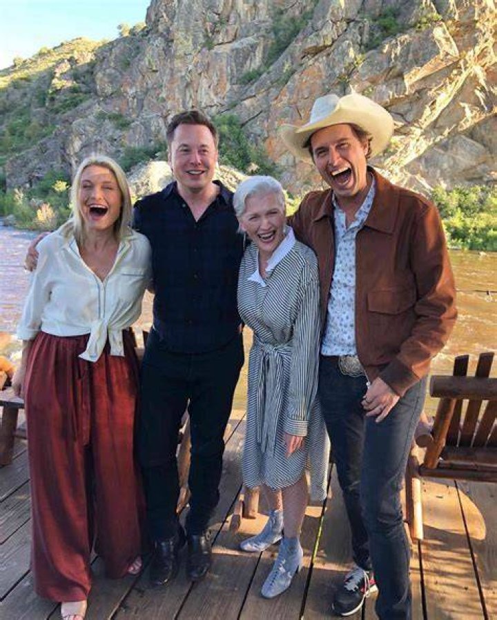 Tosca Musk Height, Weight, Net Worth, Age, Birthday, Wikipedia, Who, Instagram, Biography
