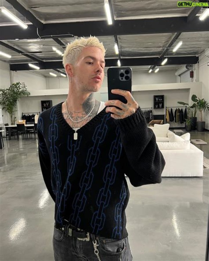 
Travis Mills Height, Weight, Net Worth, Age, Birthday, Wikipedia, Who, Nationality, Biography 