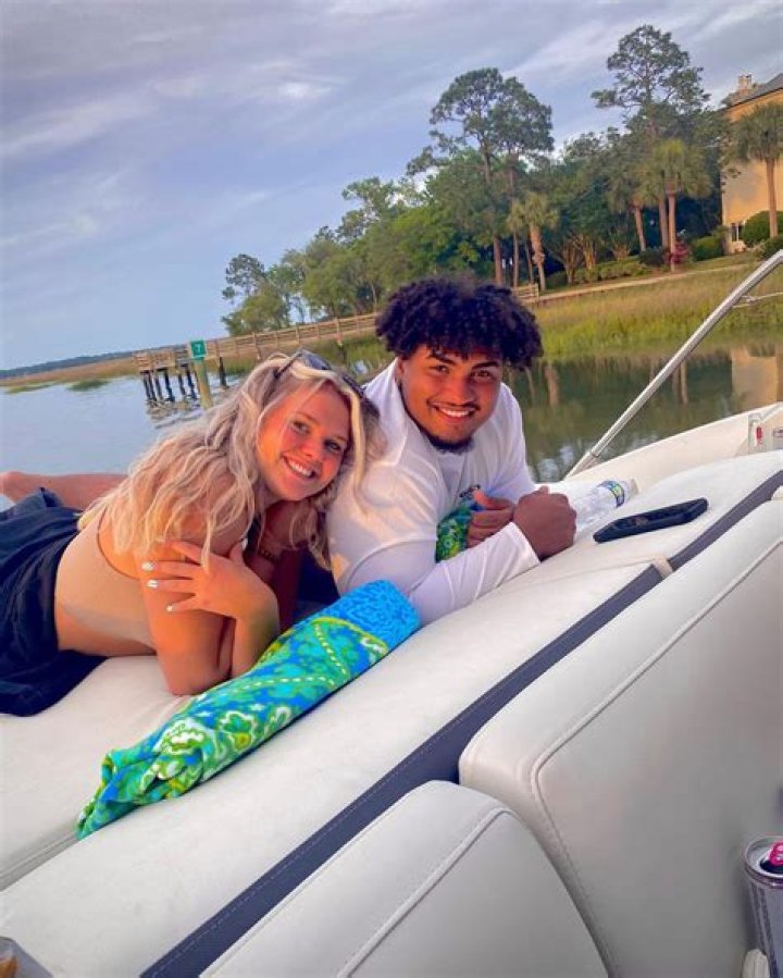 Tristan Wirfs Girlfriend Meredith Sutton Played Junior Volleyball As The Outside Hitter At High School