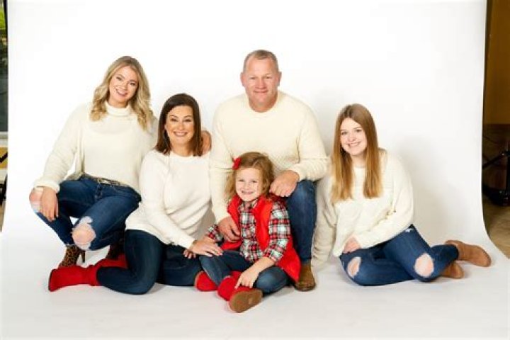 Troy Nehls Wife Jill Nehls Is An Elementary School Principal