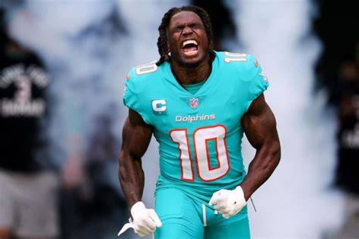 Tyreek Hill Height, Weight, Net Worth, Age, Birthday, Wikipedia, Who, Nationality, Biography