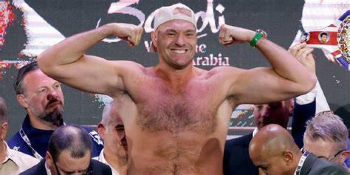 Tyson Fury Height, Weight, Net Worth, Age, Birthday, Wikipedia, Who, Nationality, Biography