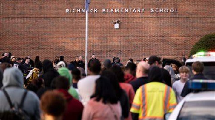 
U.S. Police Detain 6-year-old Boy After He Allegedly Shoots a Teacher 