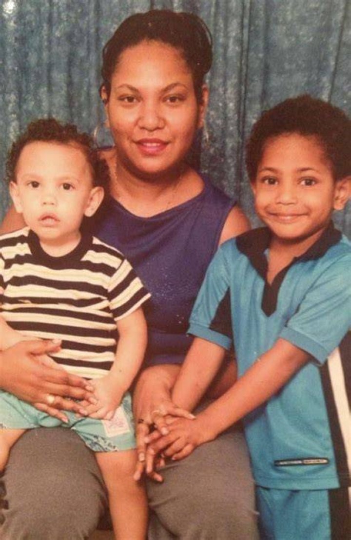 
Unknown Facts On NRL Star Xavier Coates Parents Michael Coates and Edith Hui 