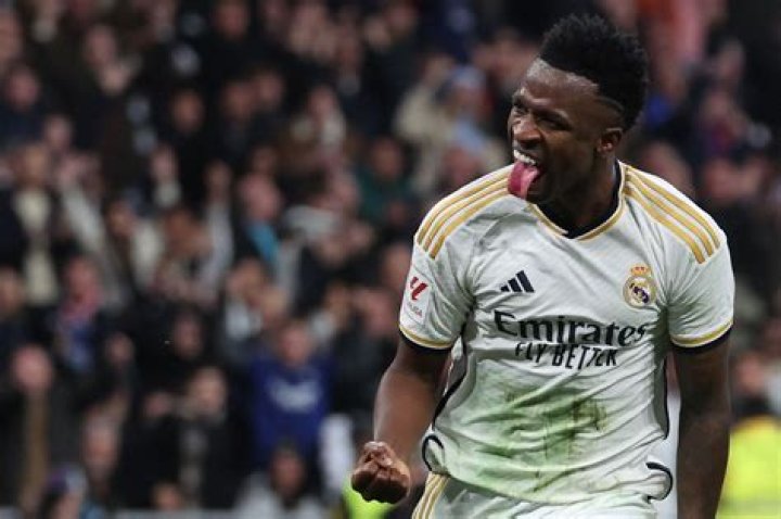
Vinicius Junior: Brazil Manager Urges Real Madrid Winger To ‘Continue To Dance & Shine’ 