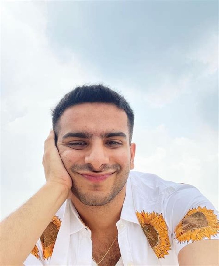 
Vishnu Kaushal Height, Weight, Net Worth, Age, Birthday, Wikipedia, Who, Nationality, Biography 