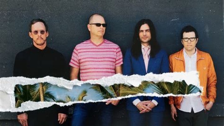 
Weezer Announces Cancellation Of Broadway Residency Due To ‘Low Ticket Sales And Unbelievably High Expenses’ 