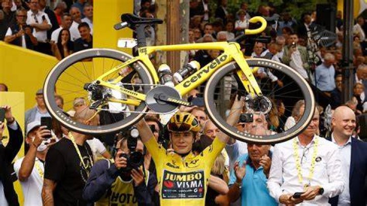 
What Happened To Chris Froome? His Tour De France Standings And More 