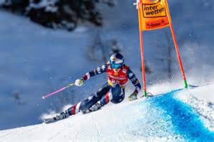 
What Happened To Lindsey Vonn? Alpine Ski Racer Illness And Health Update 2022 