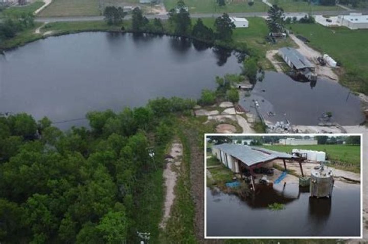 
What is a sinkhole? Daisetta Texas doline leaves natives fearing for their safety 