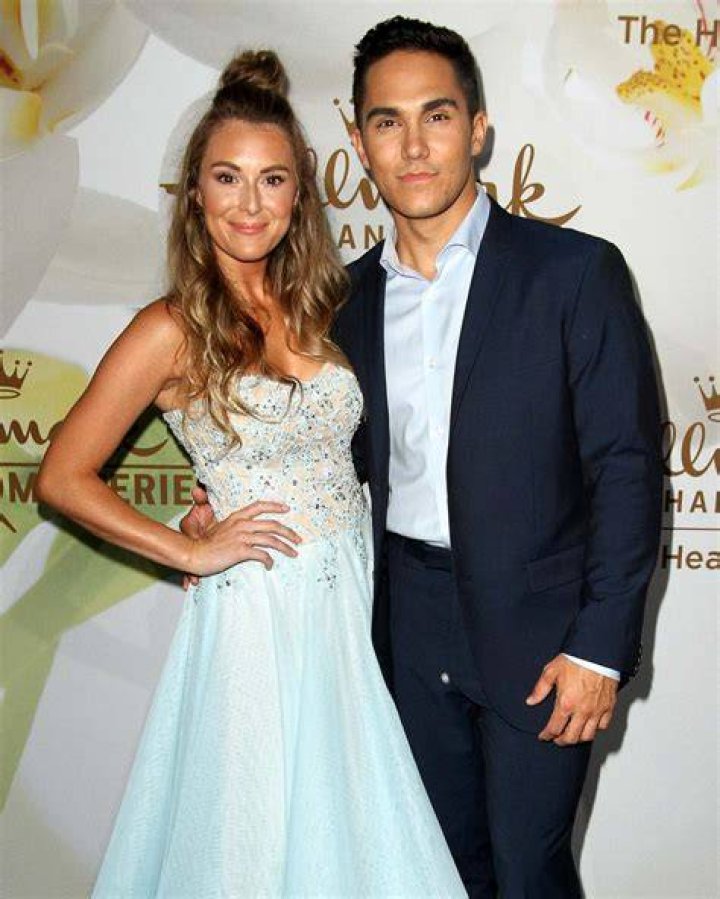 What Is Alexa Penavega’s Ethnicity And Religion: Where Are Parents Gina Rue And Baruch Vega From