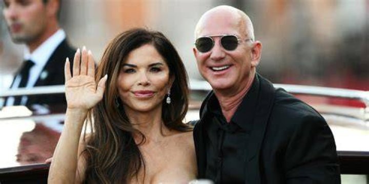 
What Was Jeff Gladney Net Worth At The Time Of His Death? How Much Had He Made Through His Career? 