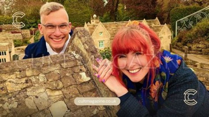 
What Was Wrong With Izzie Balmer’s Teeth – Did She Get A New Set? 